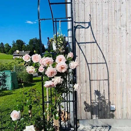 Rosenhaus 2 שוורצנברג אים ברגנצרוואלד